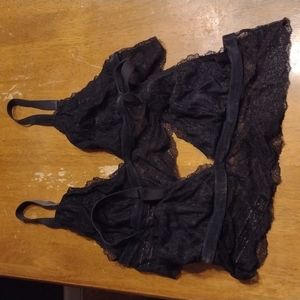 Victoria secret bralettes size M. Black lace with velvet trim and satin lining.